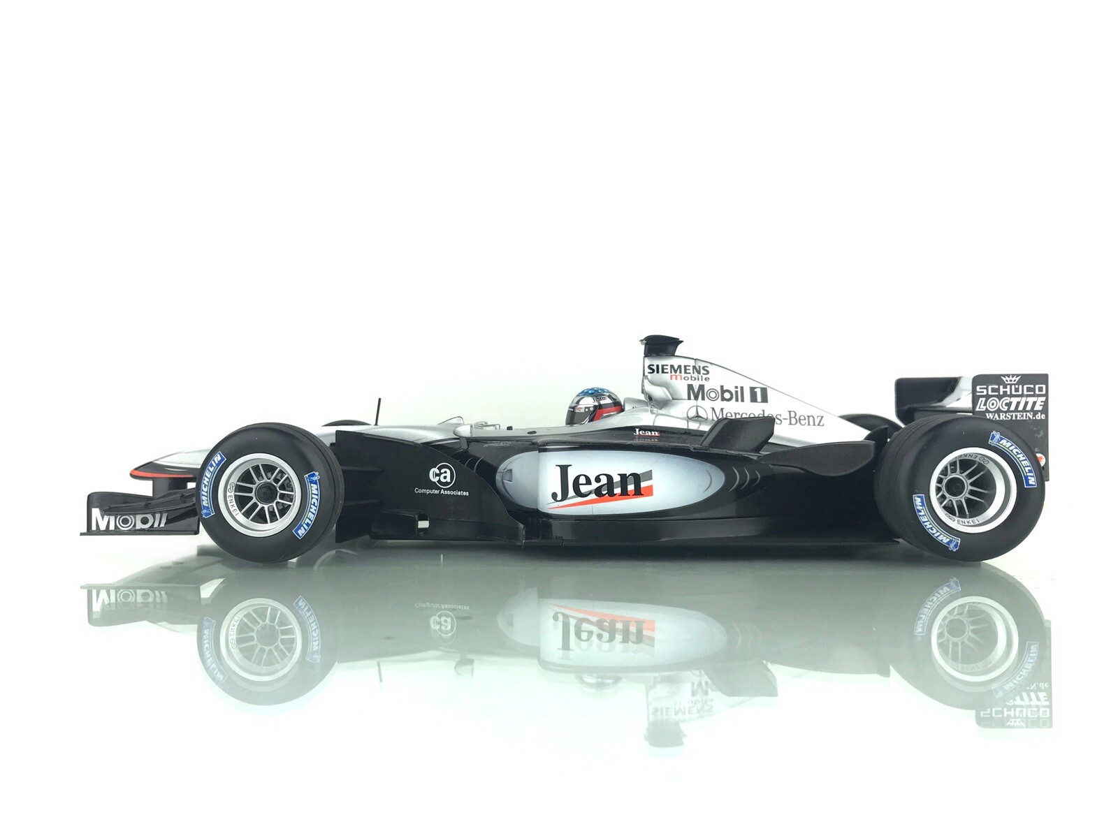 ミニカー F1Jordan 2002 Premiere Edition1/18 F1Jordan 2002 Premiere Edition1/18