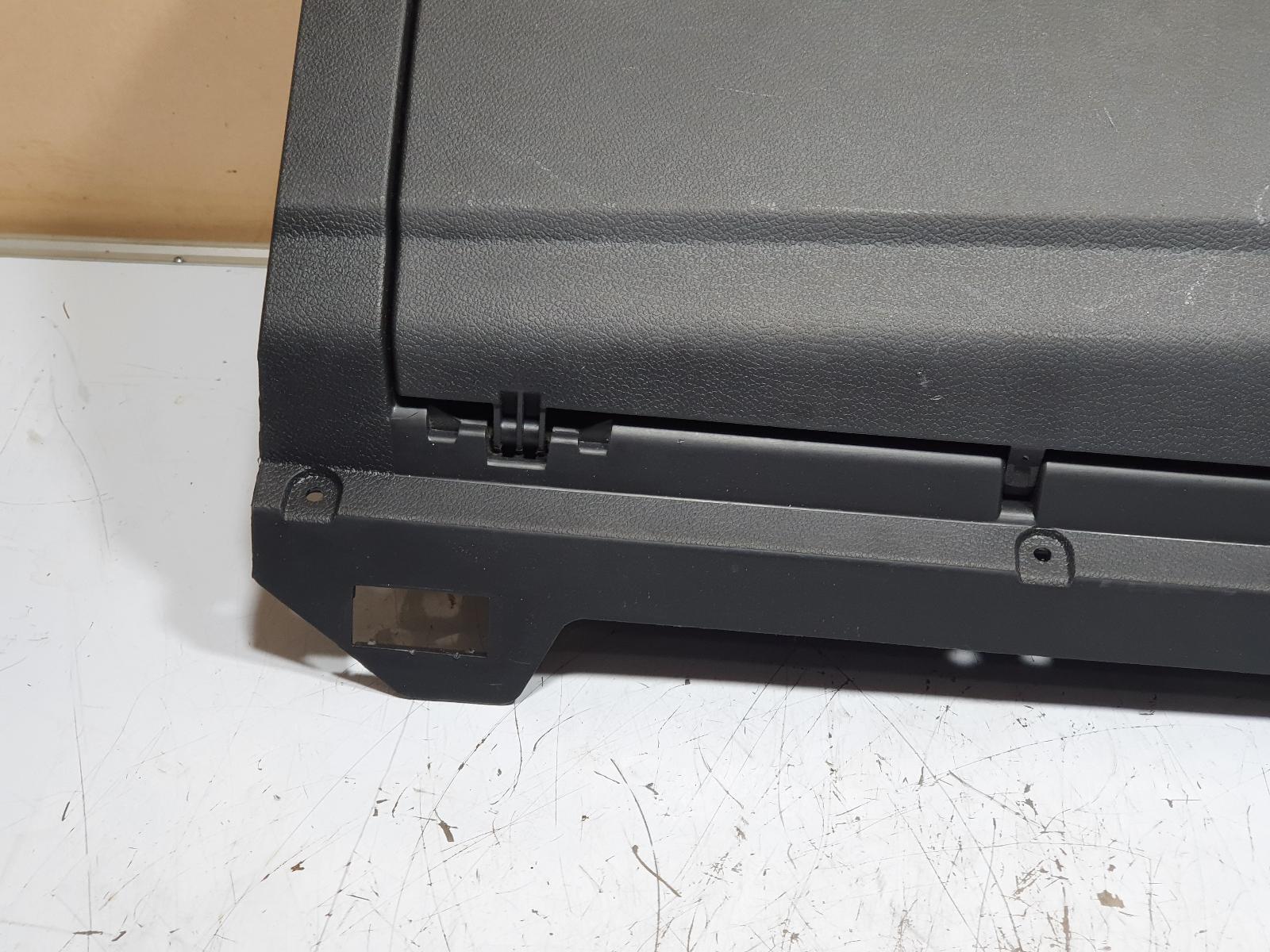 2010 Golf VW GLOVE BOX GEN 6 12/08-03/13 BLACK image 2