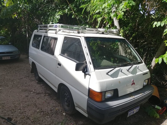 1989 Mitsubishi Express SWB Manual Van/Minivan | Cars, Vans & Utes