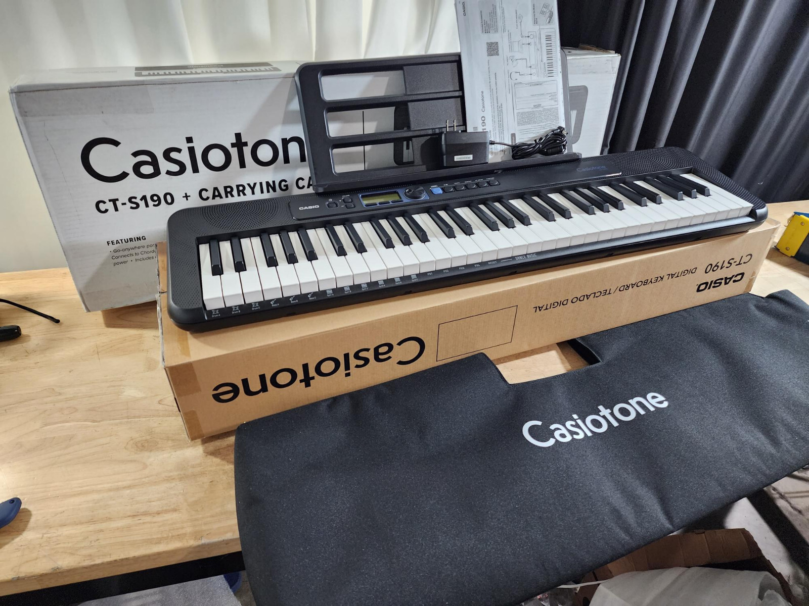 Casio CTS190 61key Portable Electronic Keyboard Piano Bundle