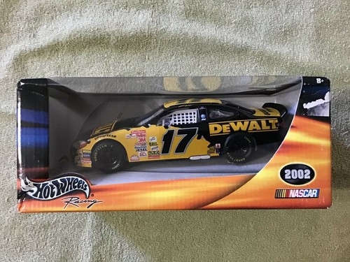その他 masa sculp nutsartworks HOTROD WTAPS 2002 Hot Wheels Matt Kenseth #17 Dewalt Tools 1/24 Scale Nascar
