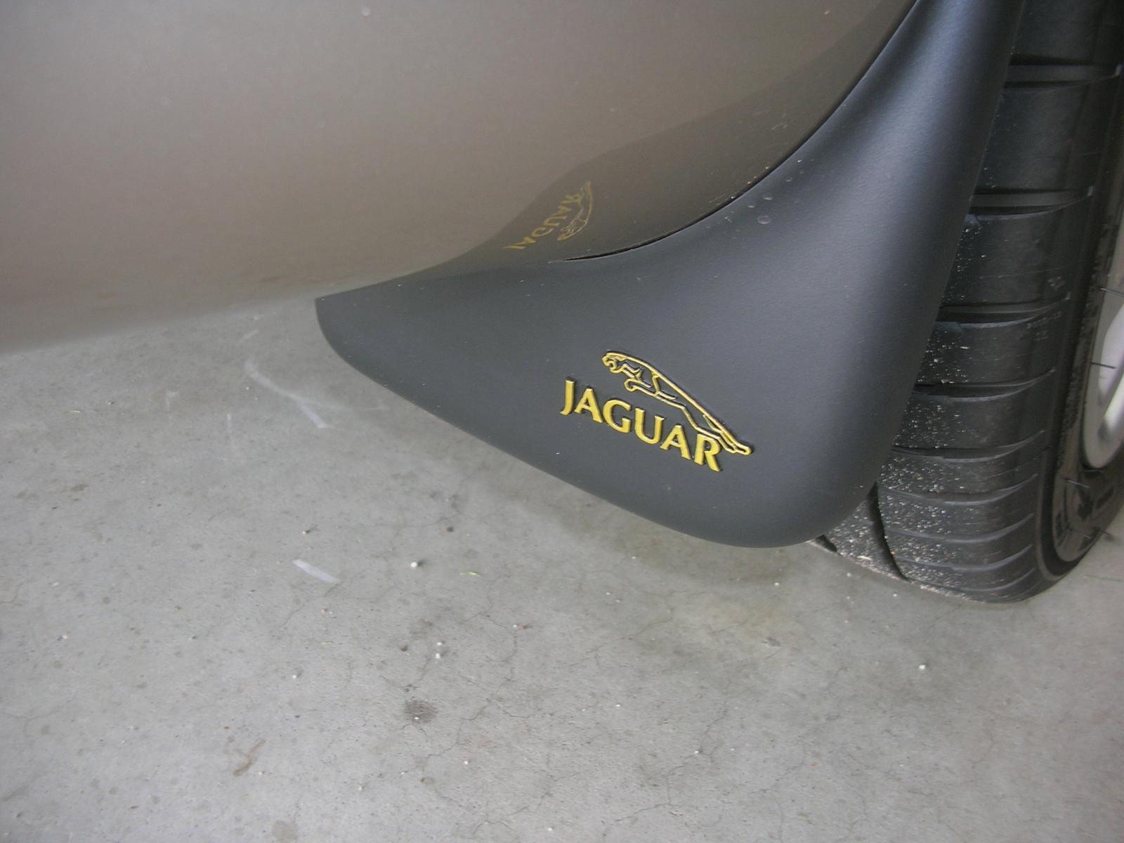 Jaguar XType Rear Mud Flap Splash Guard Set 20012008 C2S33912 eBay