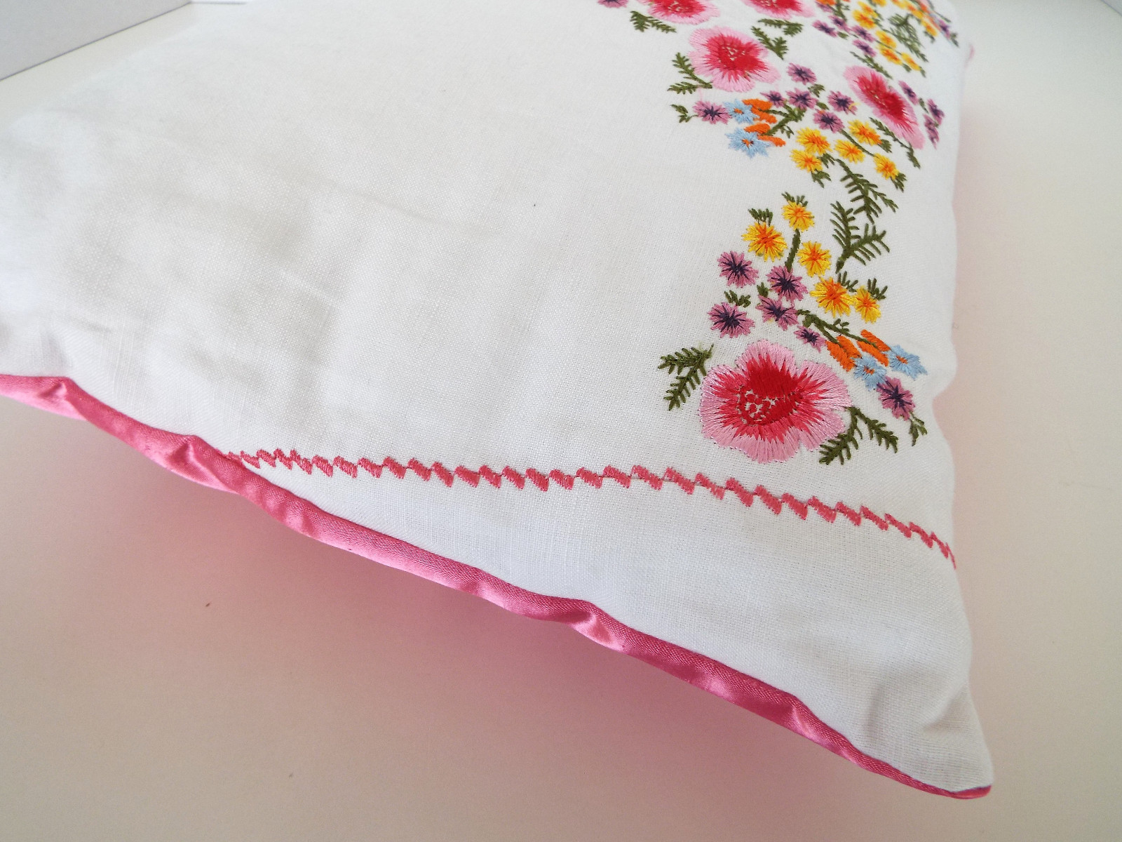 Throw Pillows Vintage Needlework Crochet Embroidery 16 x 11.5 Pillowcase 15x12