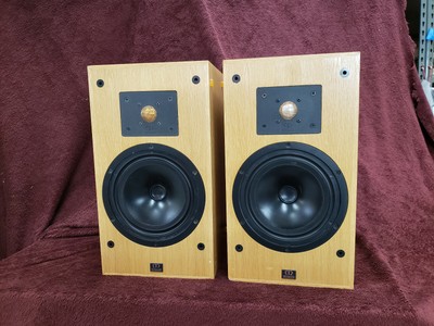 monitor audio r852