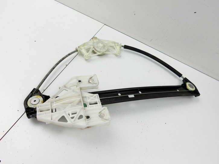 Audi A3 8V 12-16 5T Fensterheber o. FH-Motor Hinten Links Audi A3 8V 12-16 17.06.2014 gebraucht Bild 4