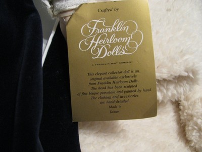 Queen Elizabeth II Porcelain Doll Franklin Mint Heirloom Royalty Collection