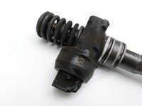 Audi A4 8E B7 04-08 TDI 2,0 103KW Injektor Einspritzdüse PumpeDüse Zyl.3 Audi A4 8E B7 04-08 12.07.2006 038130073BJ... Vorschau 4