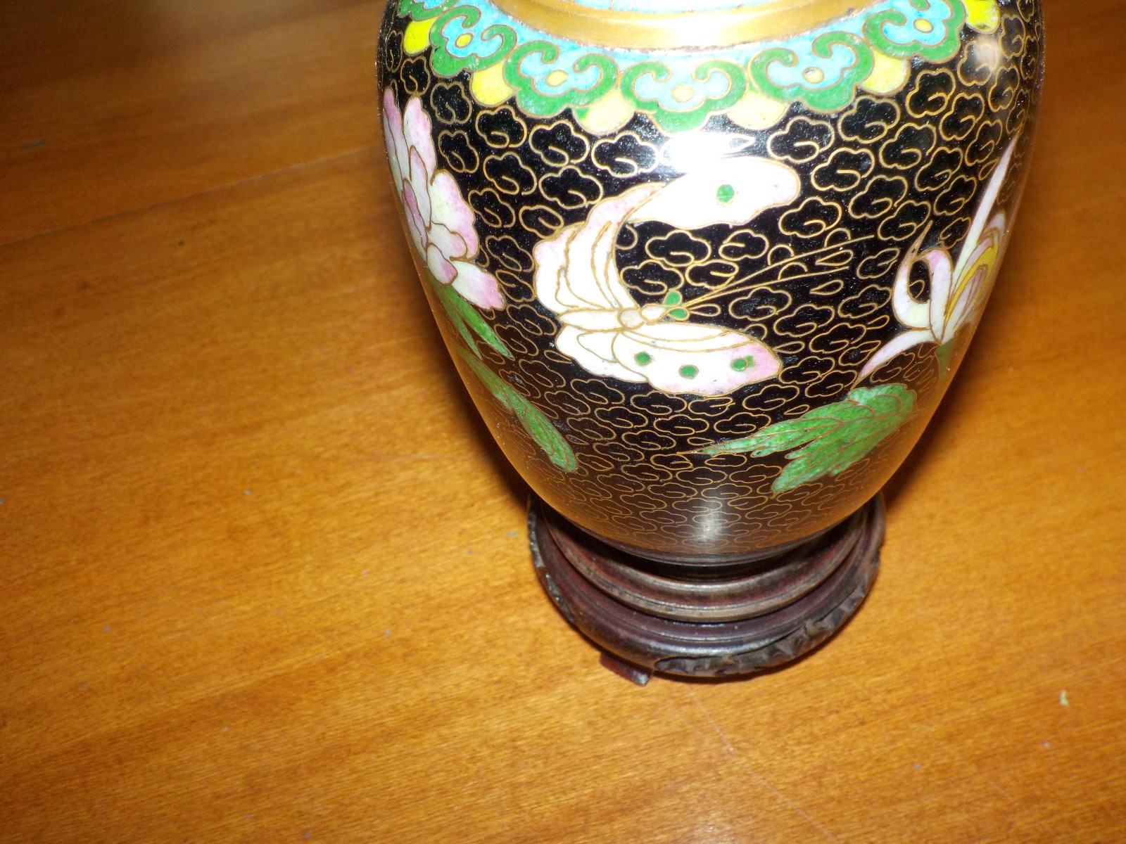 Beautiful Pair (2) Vintage Chinese Cloisonne Vases, Butterfly, Flowers