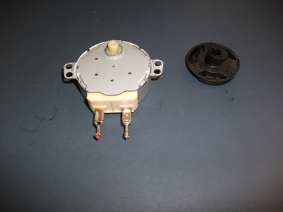 Jae IL Whirlpool Microwave Synchronous Turntable Motor & Coupler KX63MY2AS-ST16F
