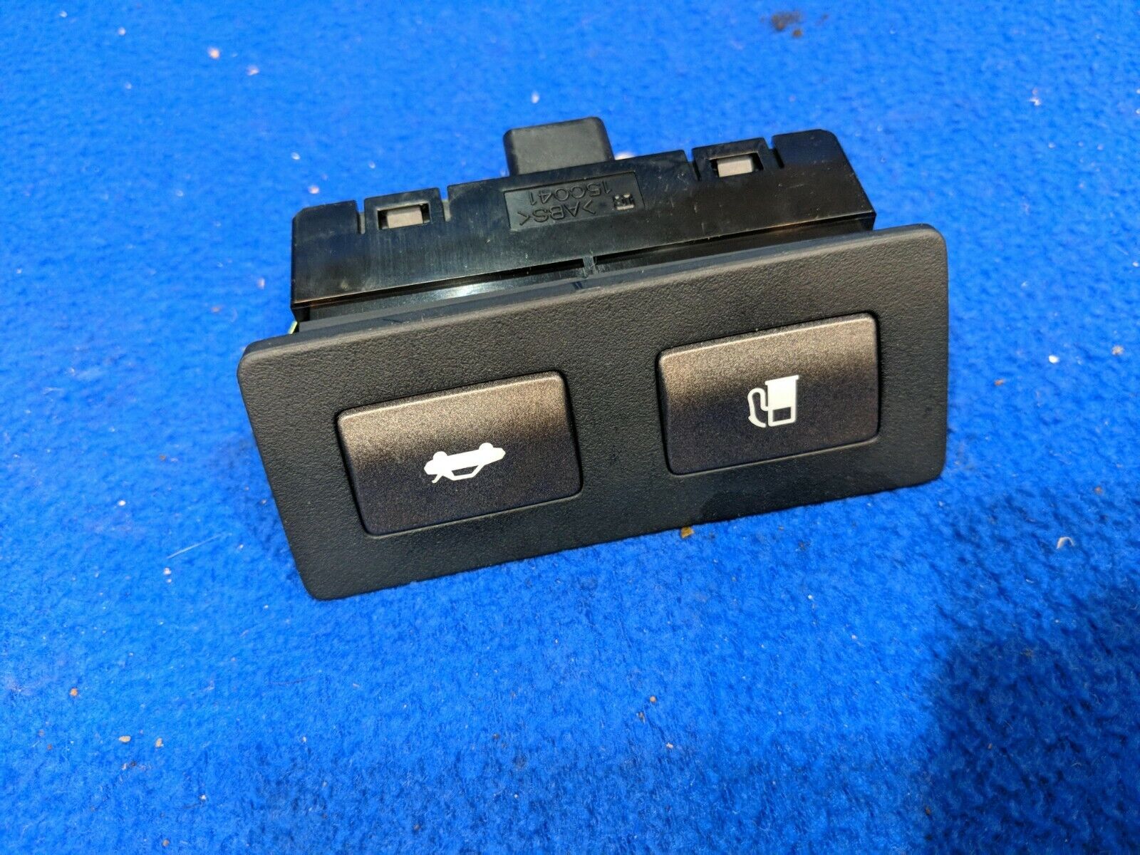 trunk lid open