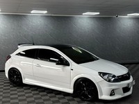2010 Vauxhall Astra 2.0T 16V VXR Arctic 3dr HATCHBACK Petrol Manual