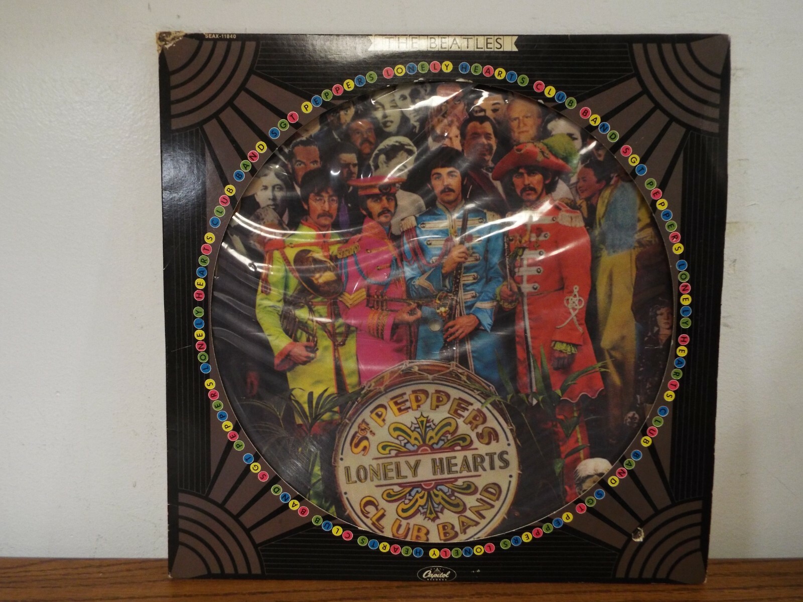 【LP】THE BEATLES　SGT.PEPPER'S LONELY HEAR Amazon.com: Sgt. Pepper's Lonely Hearts Club Band: CDs & Vinyl