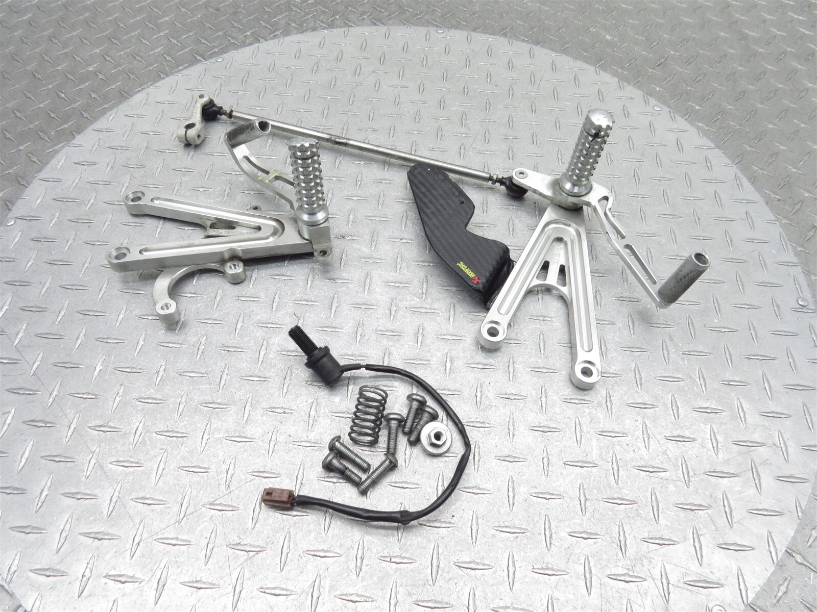 (専用) 2003 02 03 Yamaha YZFR1 R1 VORTEX Rearsets Pedals Pegs