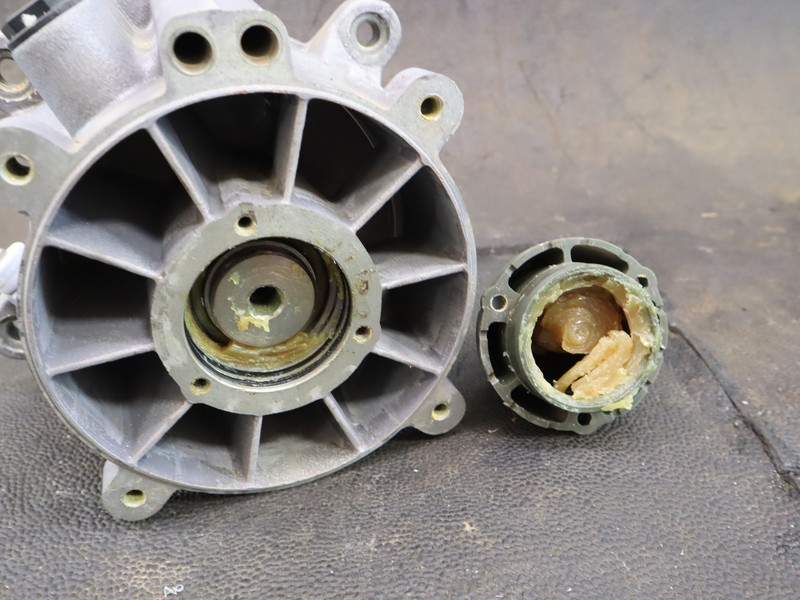 YGG777　1 Top quality turbo for Isuzu 4HK1 GT2560S 777591-0002