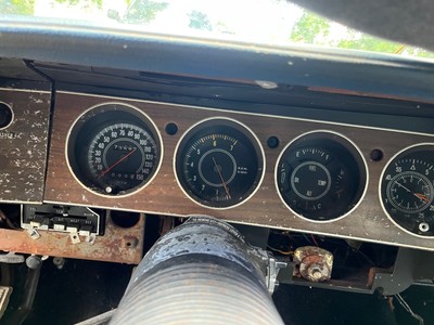 image 4 of interior