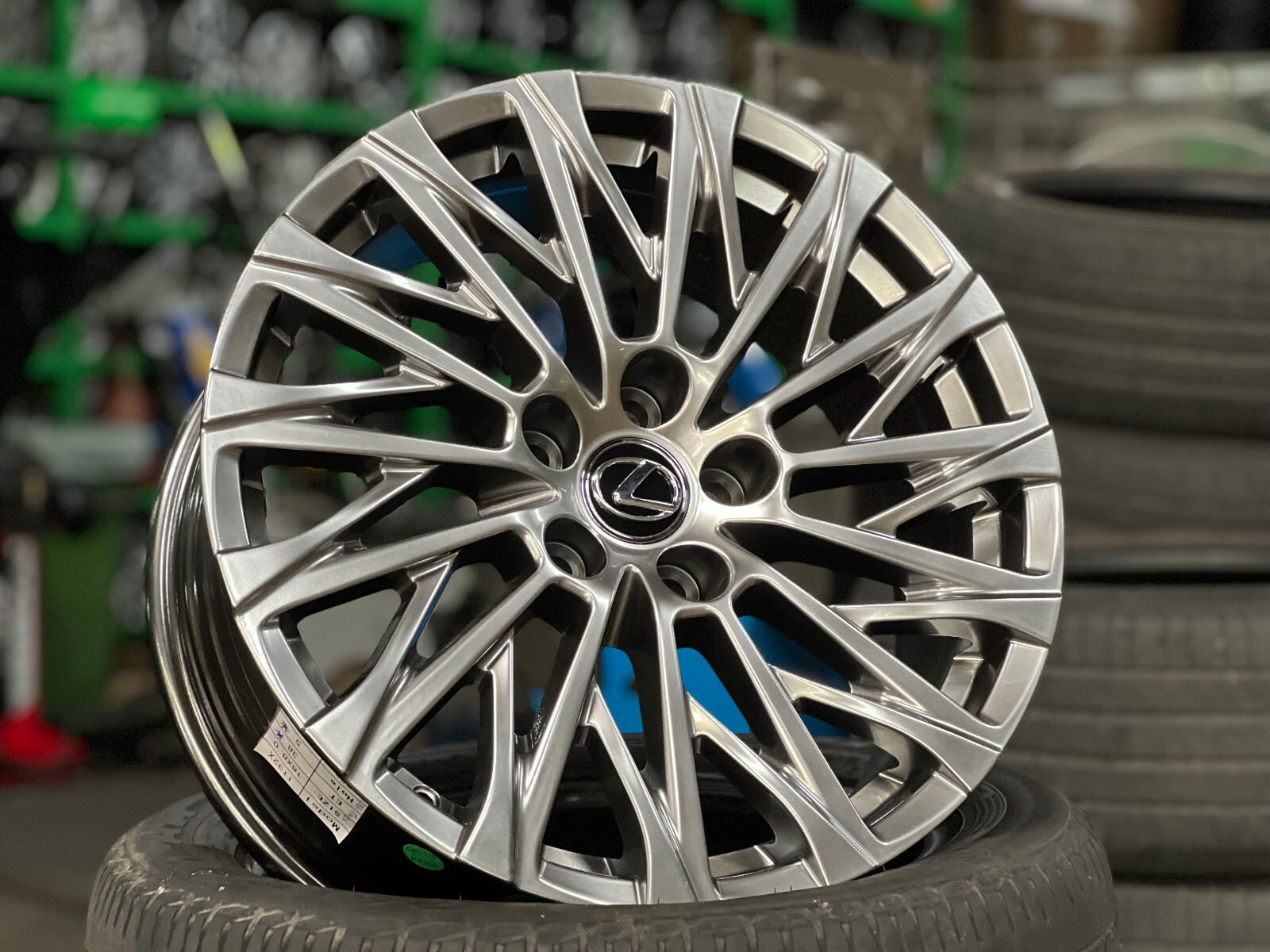 New 18x8J LEXUS Design Wheel Hyper Black (4 Wheel) 5x114.3