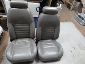 2004 Ford mustang racing seats