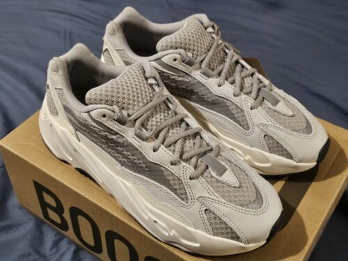 ADIDAS YEEZY BOOST 700 V2 STATIC SZ 10.5 NOT V1 UTILITY 350