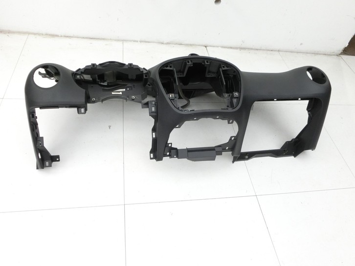 Nissan Juke F15 15-18 Armaturenbrett Panel komplett Nissan Juke F15 15-18 01.01.2017 682001KP3A PAB-3-1015 gebraucht Vorschau 2