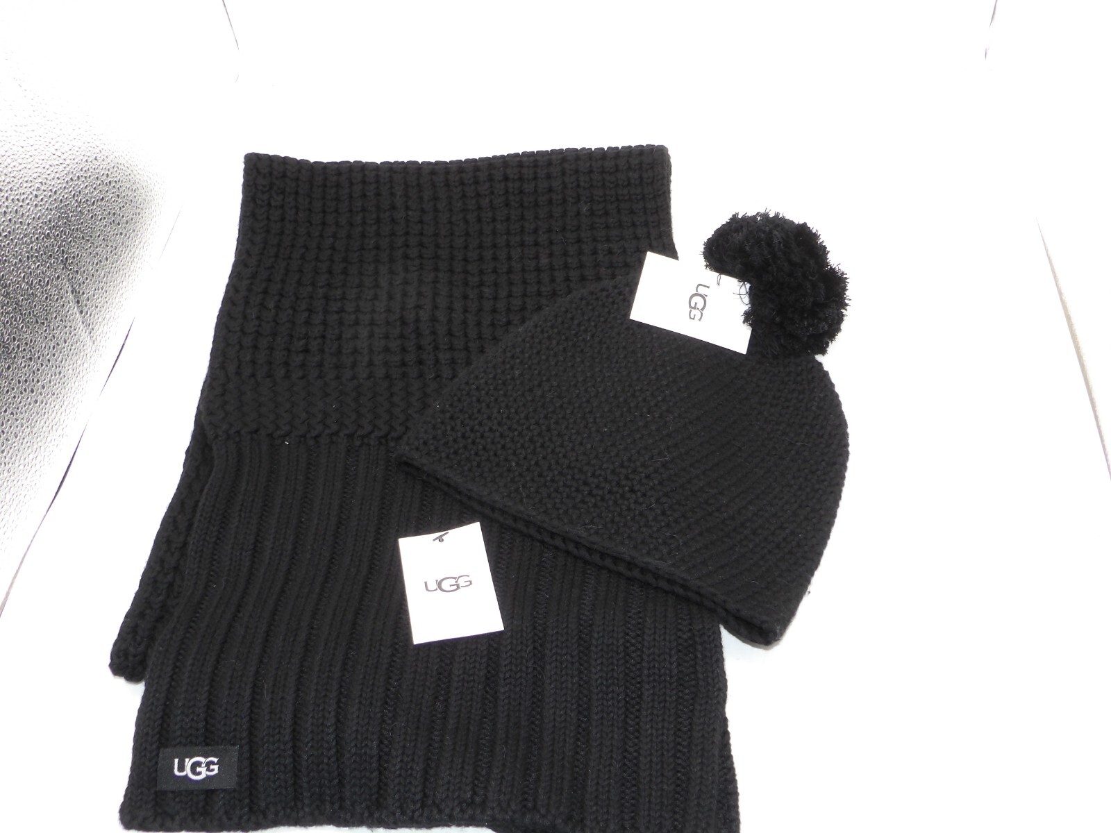 ugg black hat and scarf set