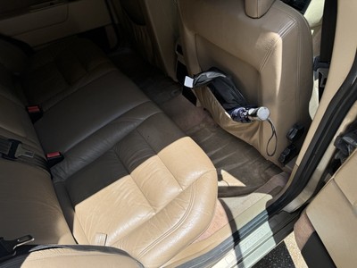 image 7 of interior
