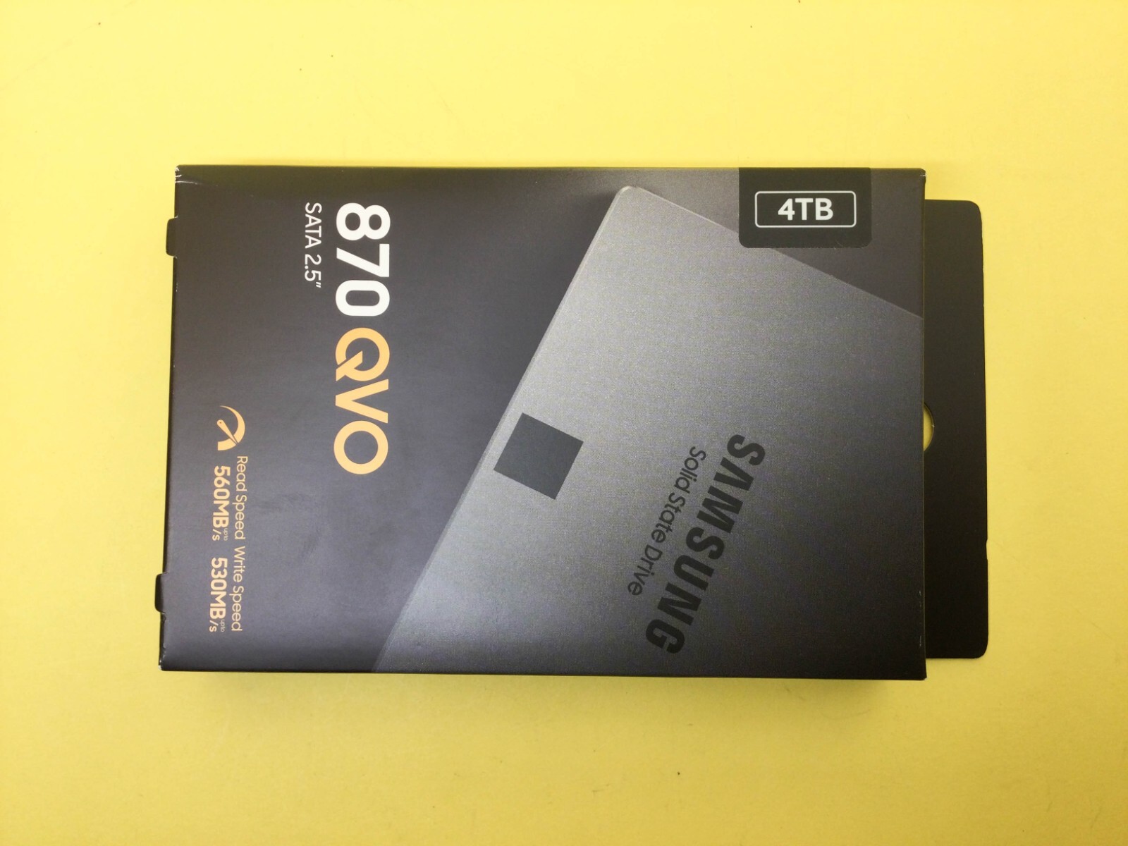 内蔵型SSD Samsung 870 QVO 4TB SSD Samsung 870 QVO 4TB SSD Memory Storage | Samsung UK