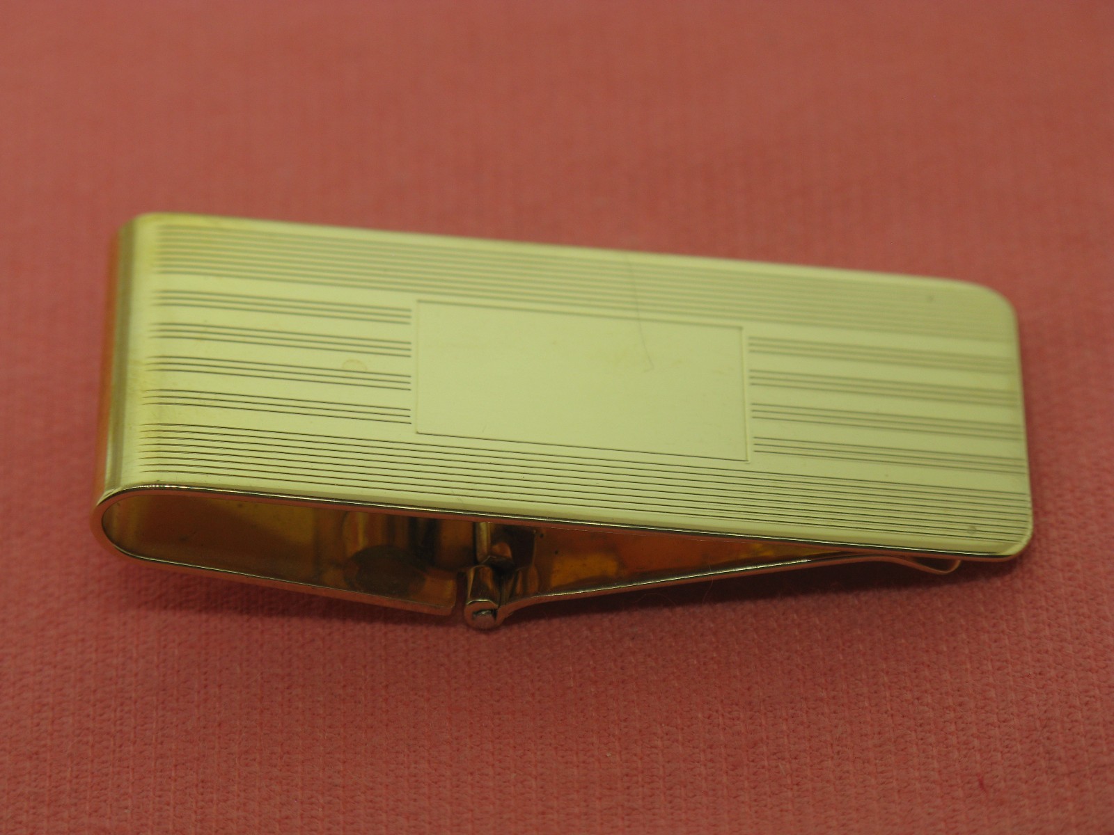 14K Yellow Gold Hayward Engraved Hinged Money Clip H66500405