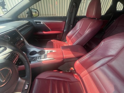 image 11 of interior