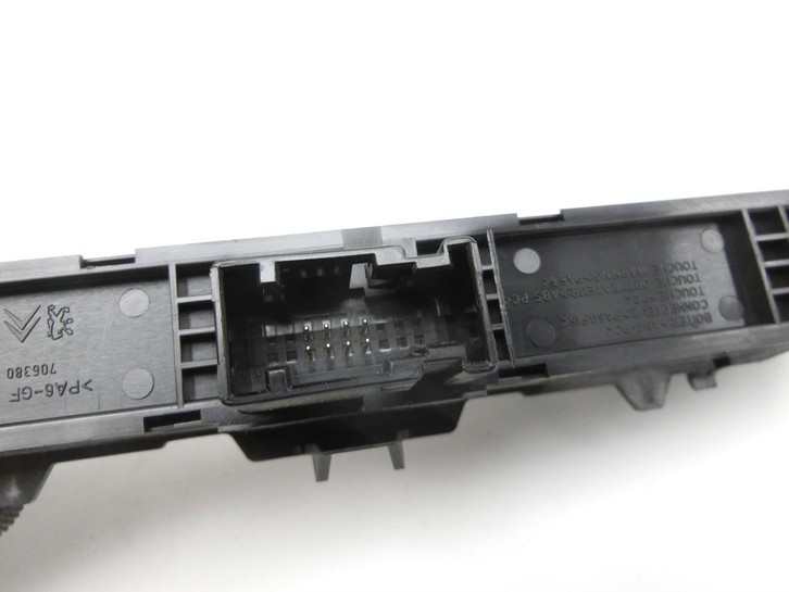 Peugeot 308 I T7 07-11 Warnblinkschalter Schalter Peugeot 308 I T7 07-11 30.09.2008 9659215177 03069010 gebraucht Vorschau 5