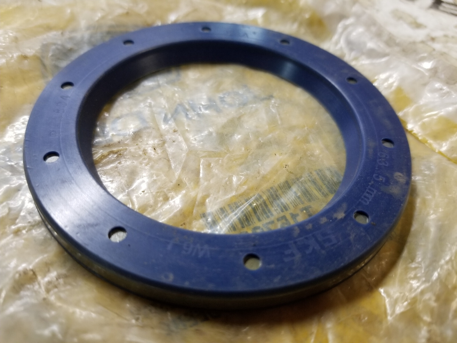 JOHN DEERE T157029 SEAL INTERNAL OIL SEAL - Picture 4 of 4