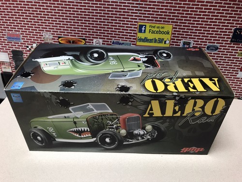 Ertlアーテル/'32Fordフォード Deuceデュース アメグラ 1/18 Ertl 1932 American Graffiti Ford Deuce 1:18 Diecast Car for