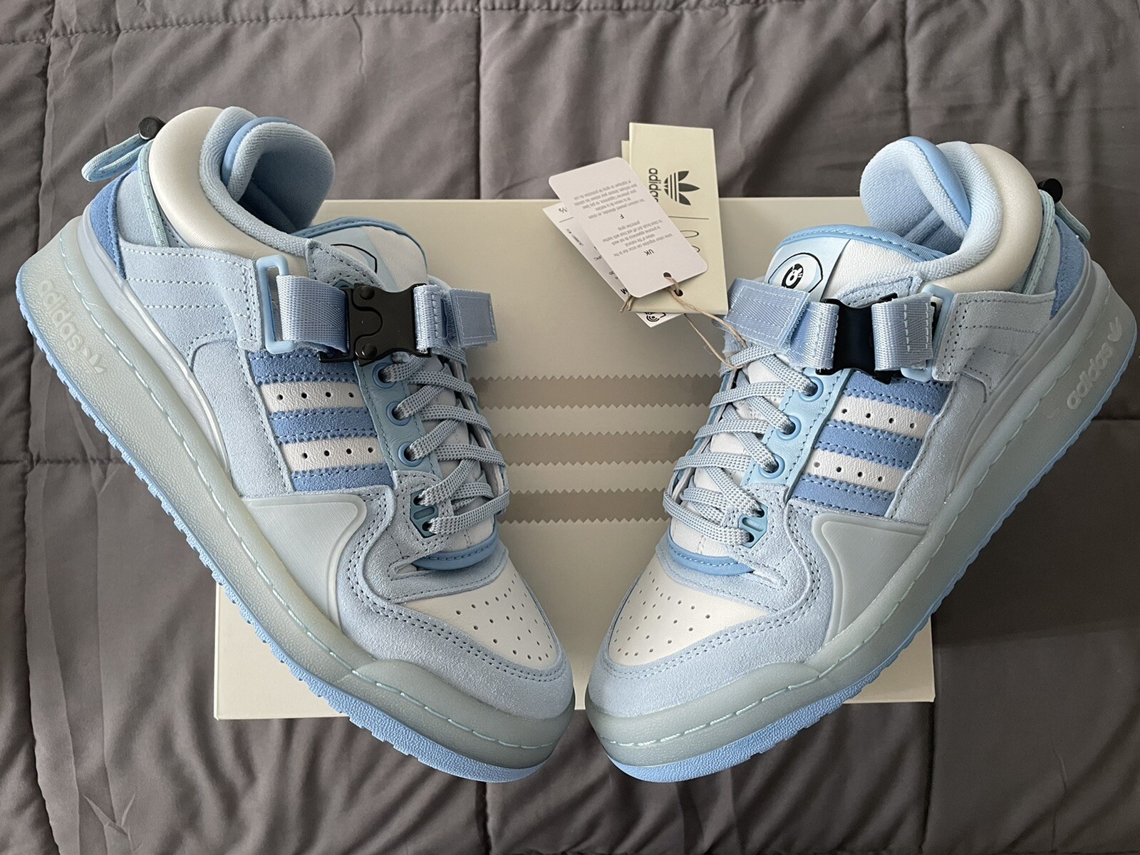 Кроссовки adidas bad bunny. Кроссовки bad bunny x adidas forum buckle low. Adidas forum bad. Adidas forum bad. Adidas forum low bad bunny голубые.