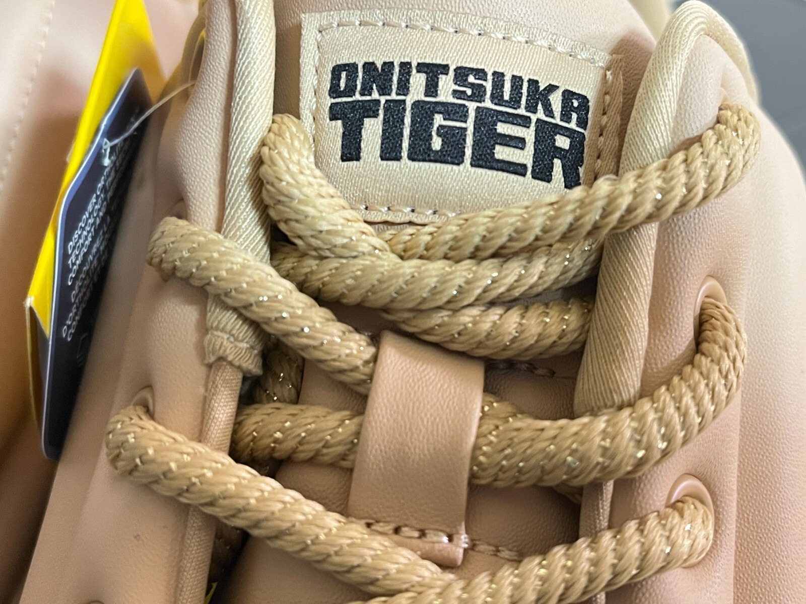 Pre-owned Onitsuka Tiger Dentigre Puff ( Desert ) 1183c147.200 [unisex] Casual Authentic In Yellow