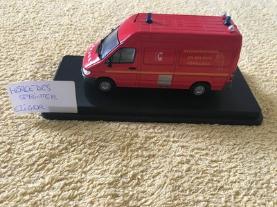 MERCEDES Sprinter Pompiers réf: 112161 Eligor 1/43