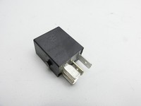 VW T-Roc A1 17-21 Relais 646 Pos.1 VW T-Roc A1 17-21 24.11.2020 4H0951253C V23374-A1001-X010 gebraucht Vorschau 3