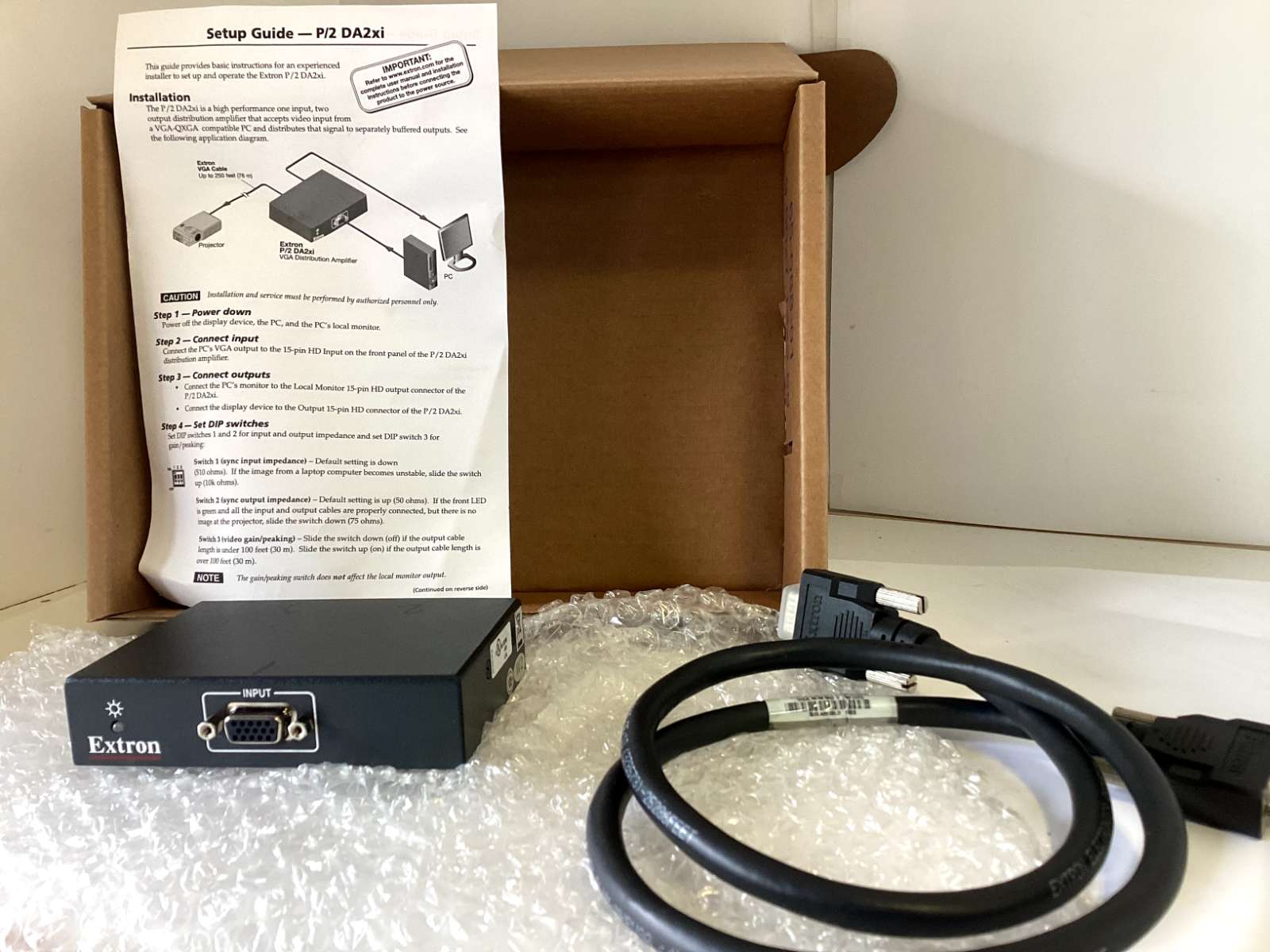全国どこでも送料無料！ Two DA2xi P/2 Extron Output Amplifier Distribution VGA その他