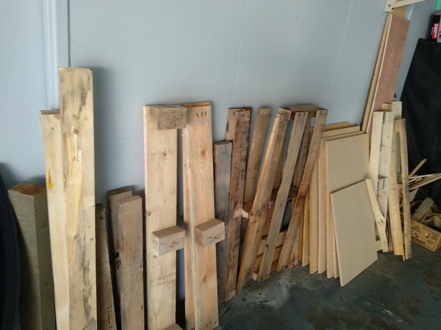 FREE Timber / Wood / Slabs / Pallets / Offcuts /Chipboard ...