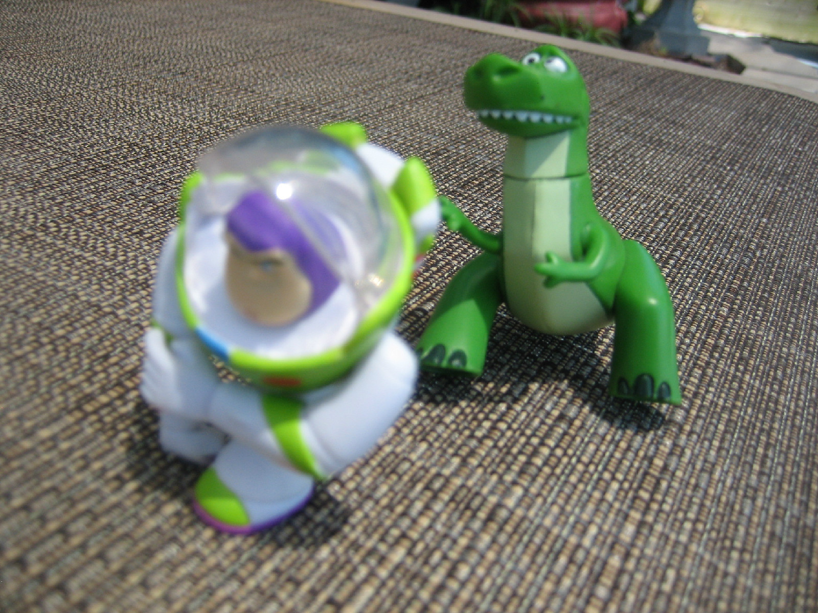 2 BUZZ LIGHTYEAR REX DINOSAUR TOY GREEN DISNEY CAKE TOPPER NECK ARM MOVES