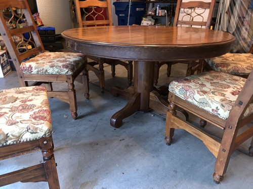 kitchen dining table and chairs