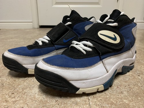 jr seau nike shoes