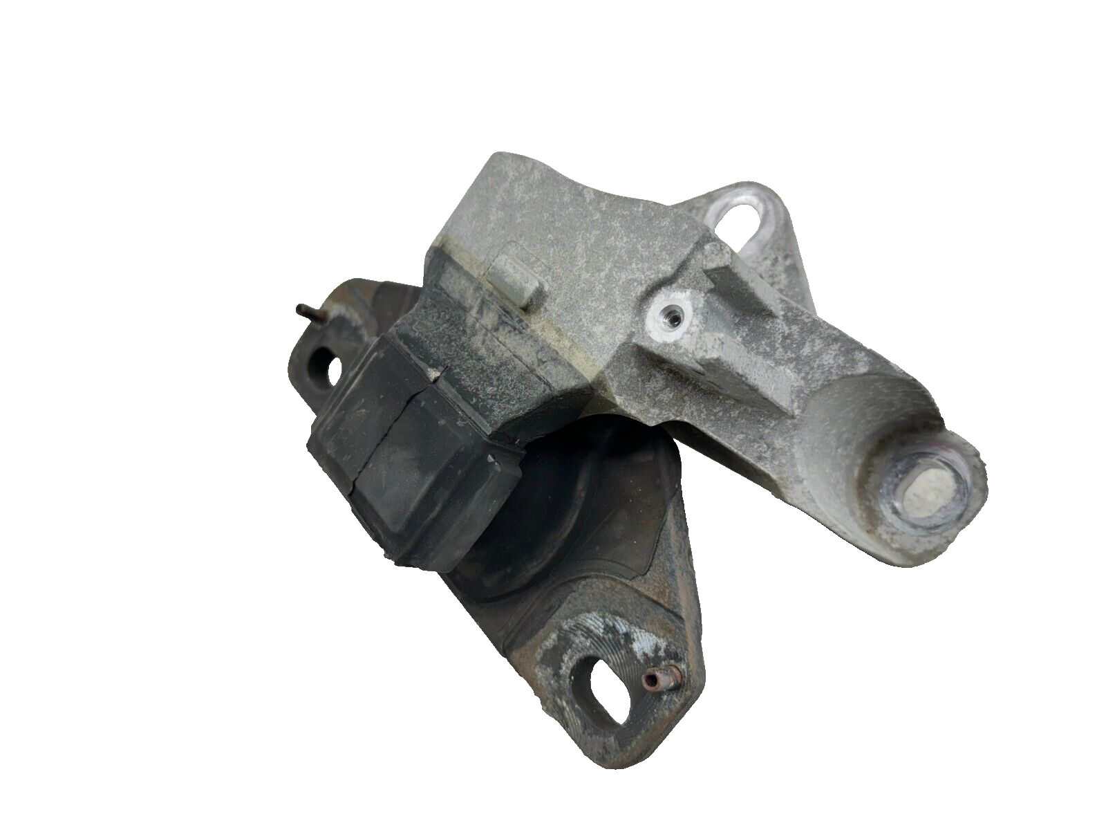 パーツ 3ta 2019-2023 MAZDA 3 LEFT SIDE TRANSMISSION MOUNT BRACKET INSULATOR