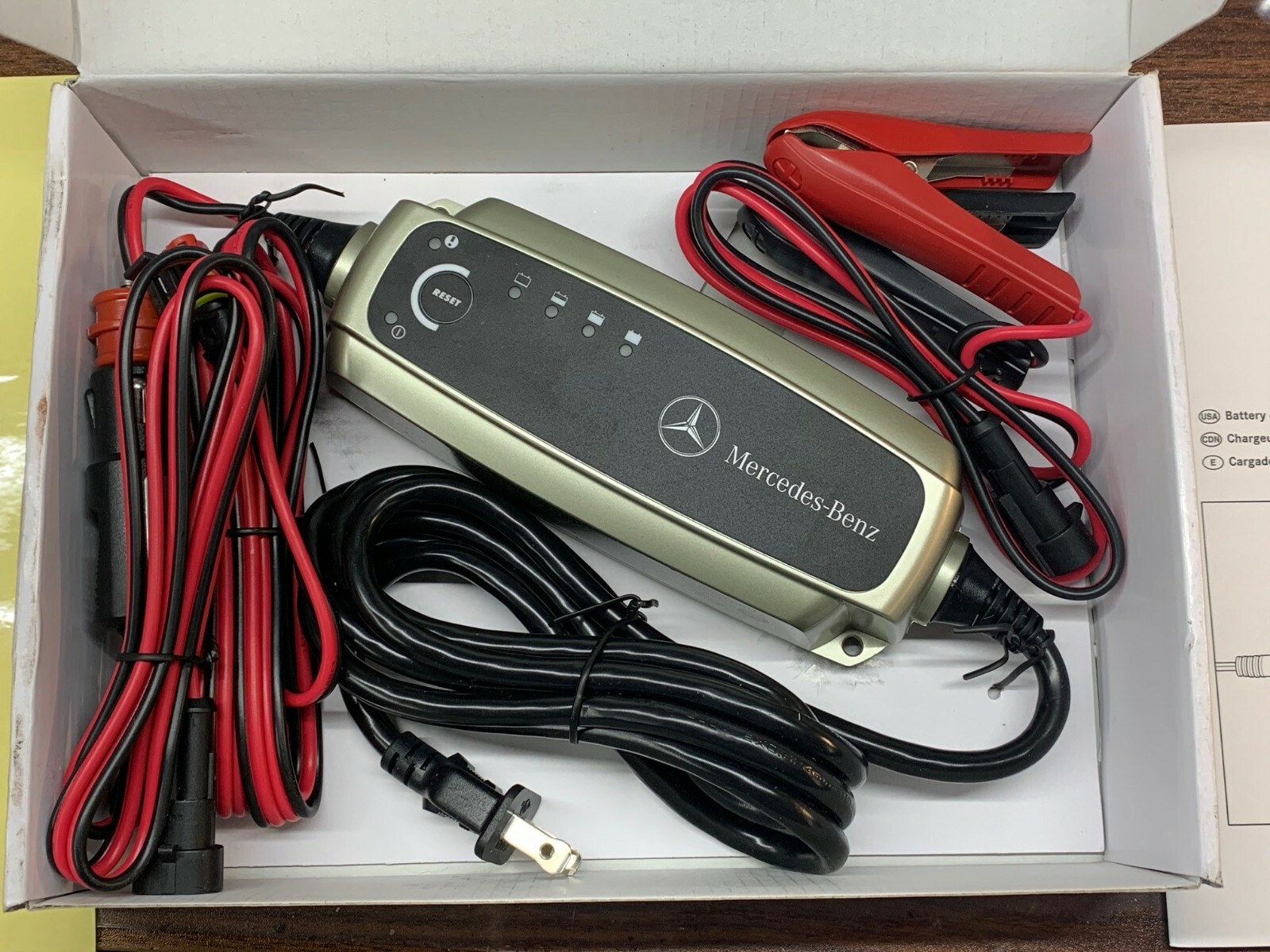 New Genuine Oem Mercedesbenz Battery Trickle Charger A 000 982 29 21