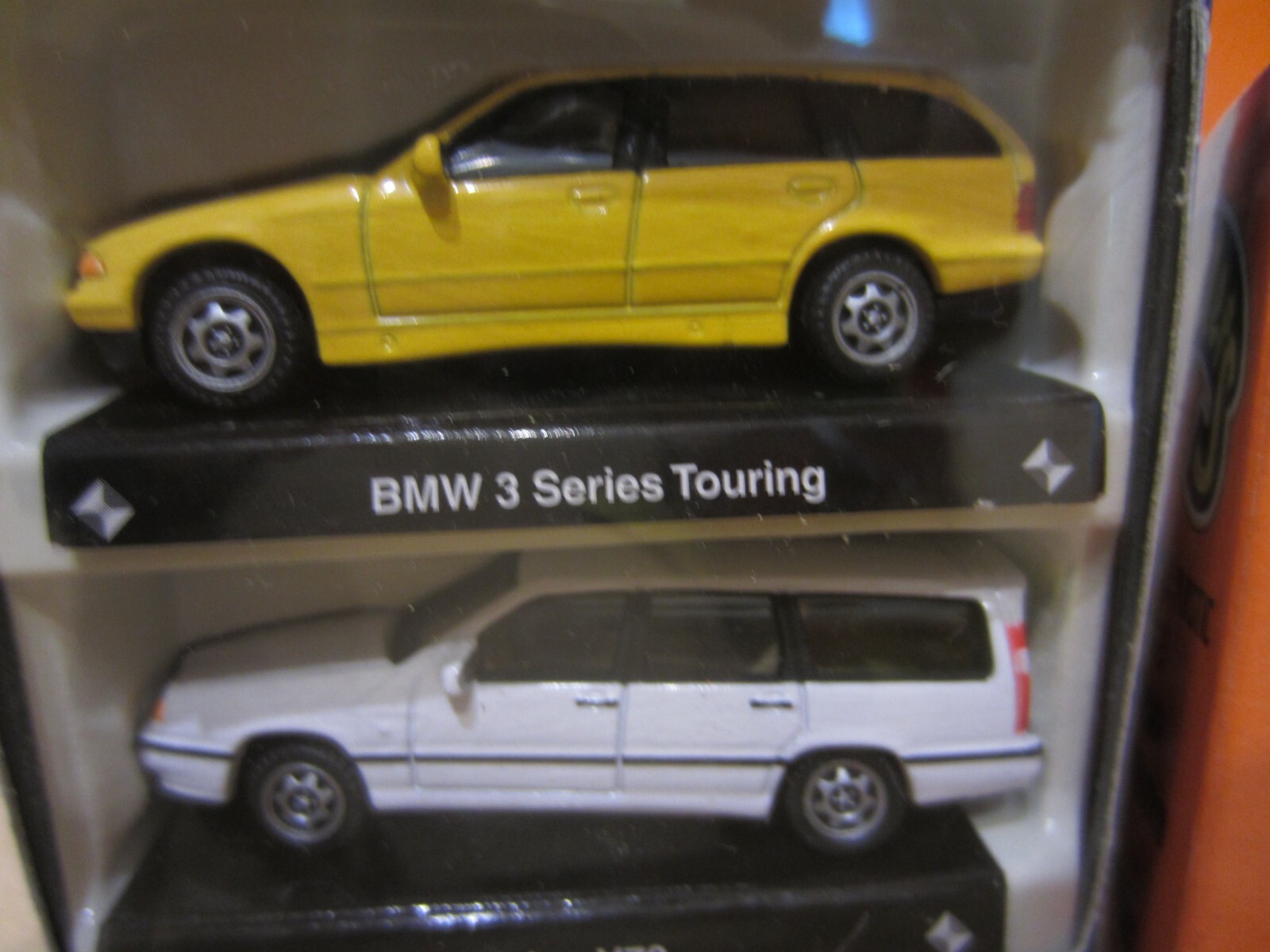 Hongwell Cararama Automax 2er Set 2Mercedes BMW, Volvo 172 OVP Lastwagen MB
