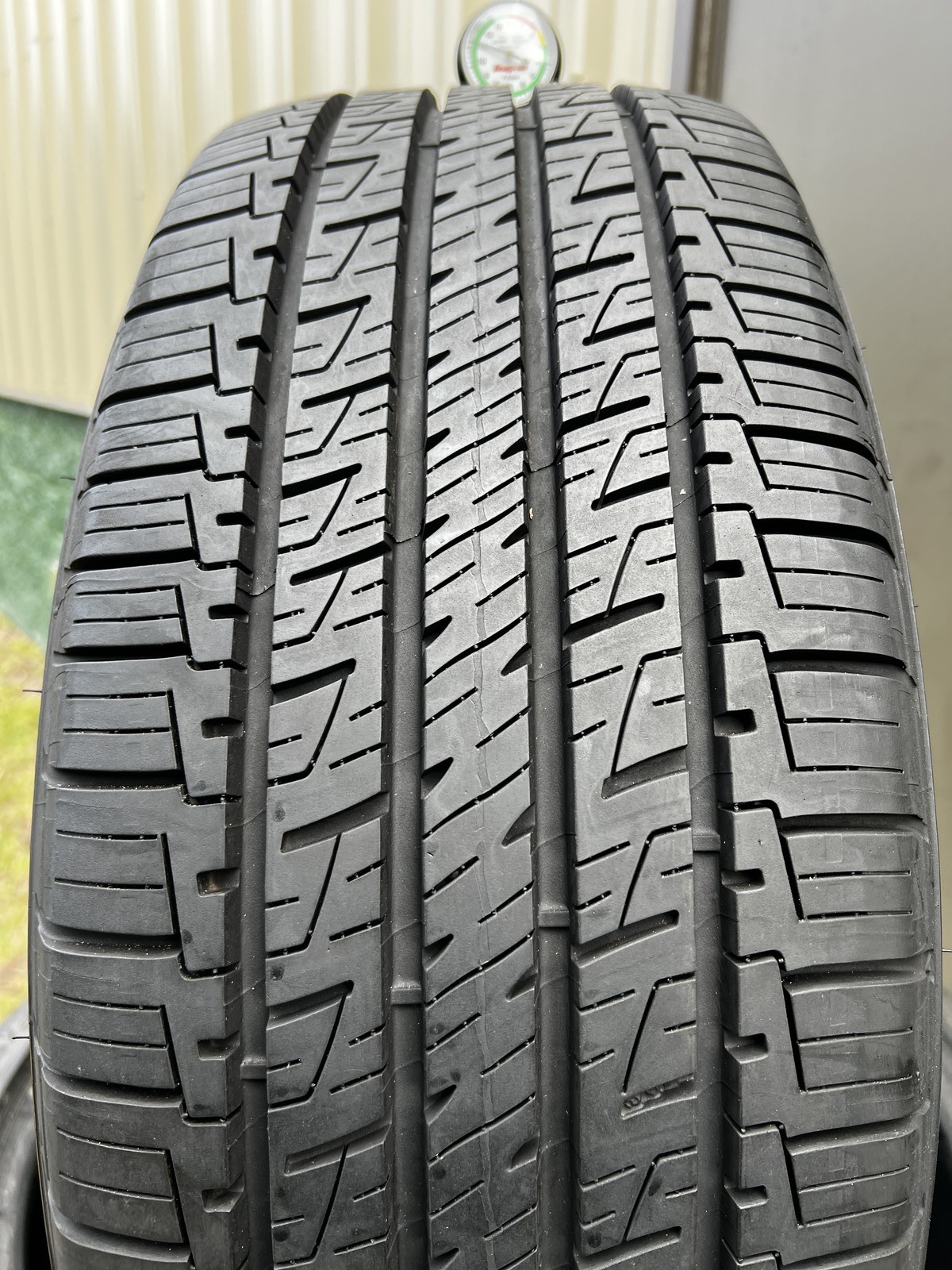 1 Tire Goodyear Assurance MaxLife 235/50R19 99V DOT.1624 11.25/32 NO Patch