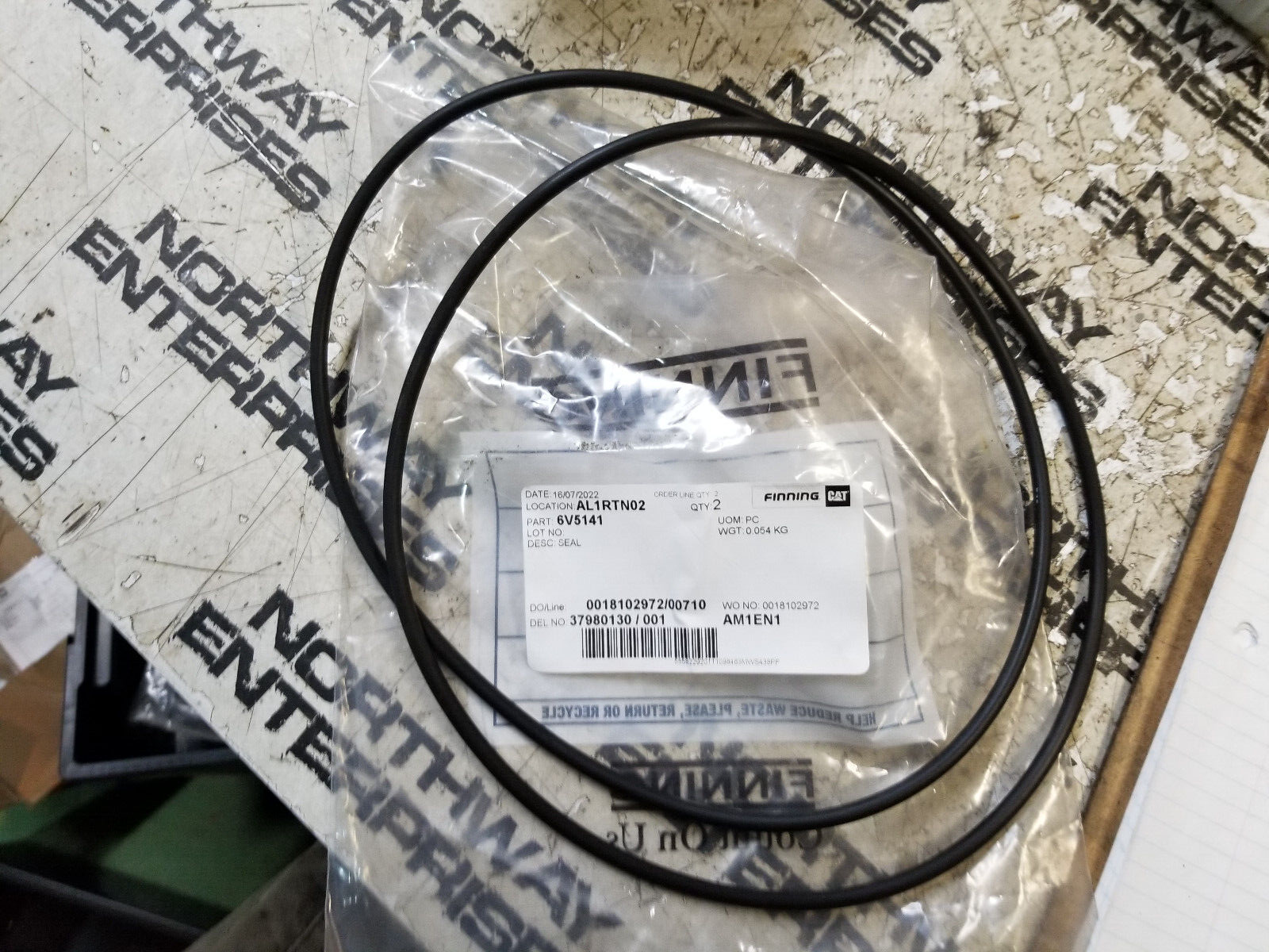 1 BAG OF 2 ORINGS - CAT 6V5141 6V-5141  221.62mm Inside Diameter Seal-O-Ring - Picture 1 of 2