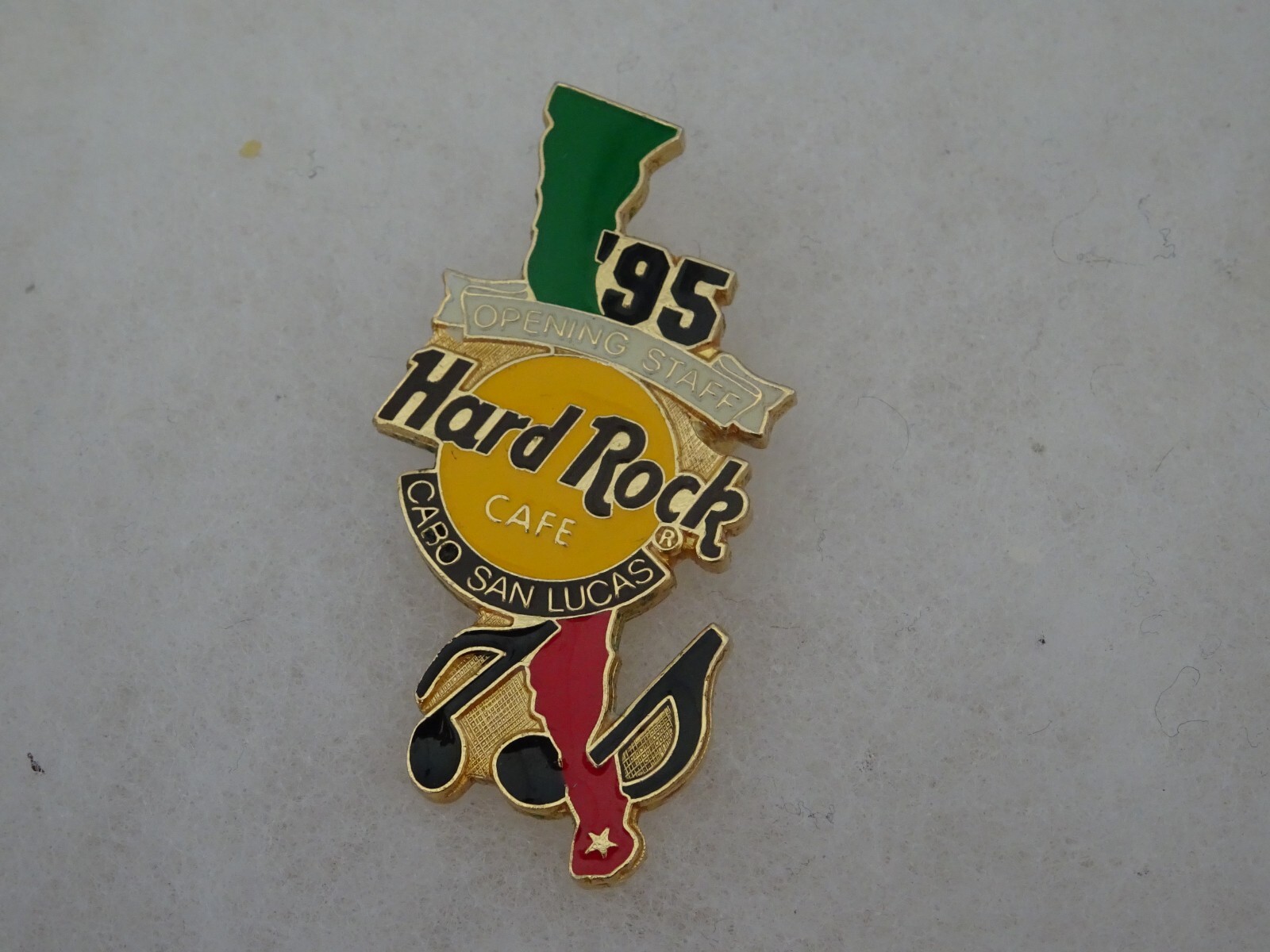 ピンズ・ピンバッジ・缶バッジ HARD ROCK CAFE UCW OPENING STAFF PIN HARD ROCK CAFE UCW OPENING STAFF PIN - メルカリ