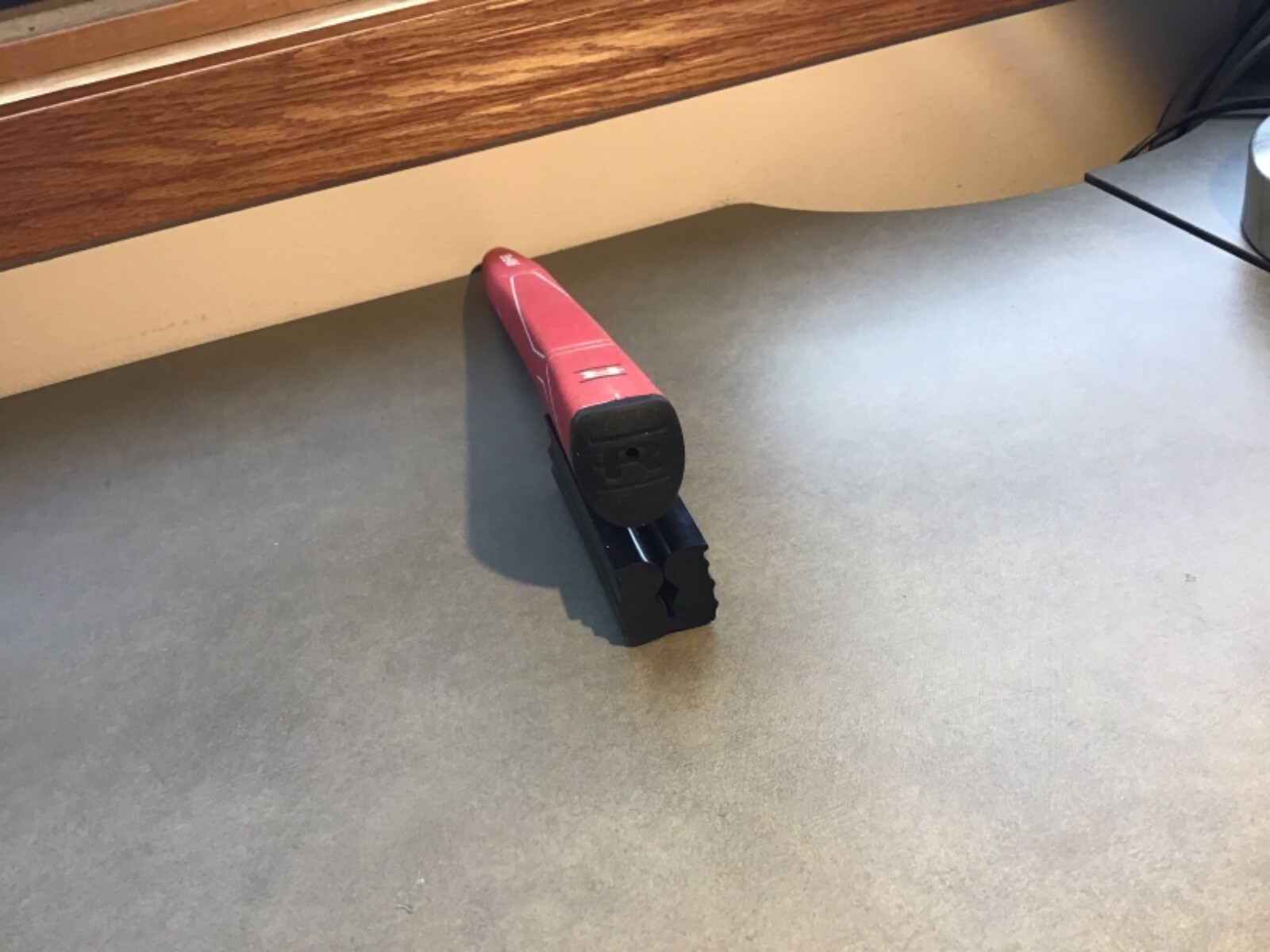 RIFE   Red Mid sized Putter Grip with RIFE Putter logo