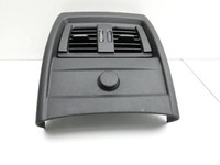BMW F32 420d 13-17 Luftdusche Luftdüse Mitte Hinten BMW F32 420d 13-17 29.04.2014 9333675 64229333675 gebraucht Vorschau 4