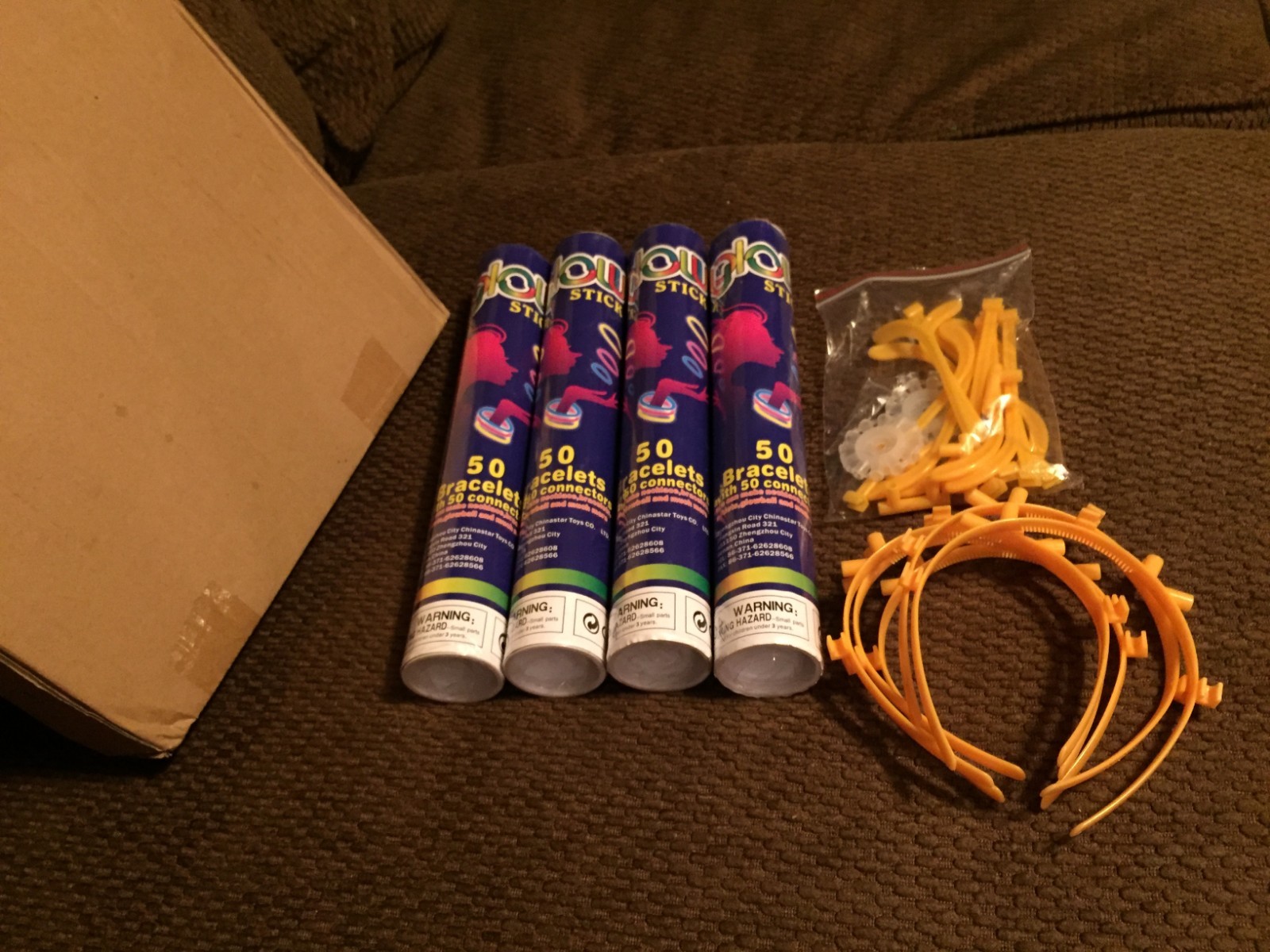 200 8 Inch Glow Bracelets necklace anklets glasses barrettes glowball Camping