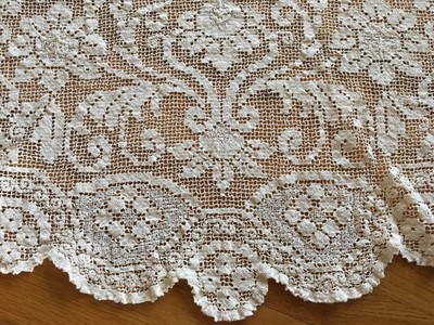 Vintage round net darning lace tablecloth 53